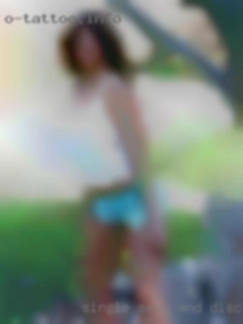 Single discreet housewife sexy and looking for fun.